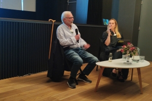 Sousedění s Karlem Smyczkem / květen 2025